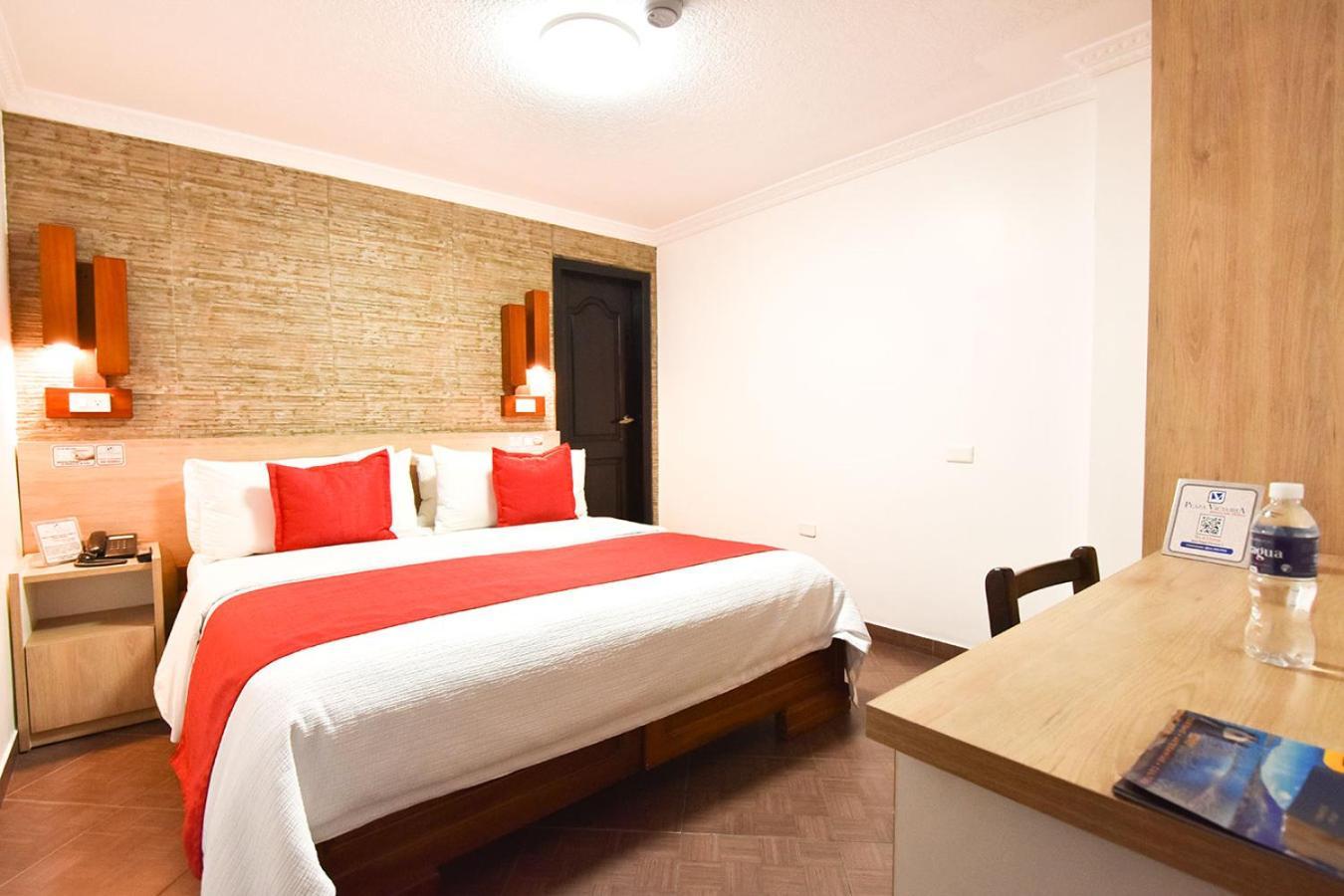 Hotel Plaza Victoria Ibarra Zewnętrze zdjęcie