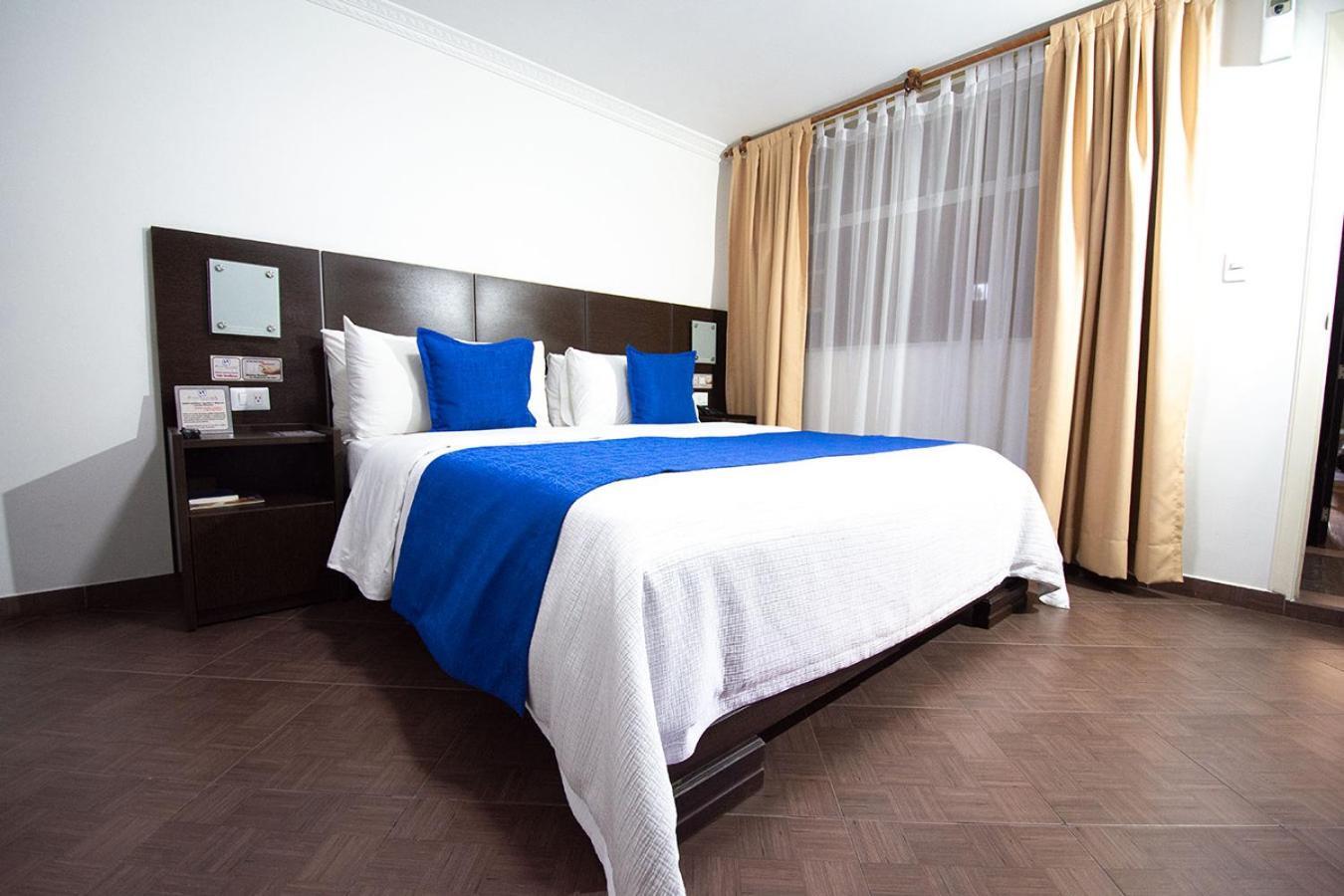 Hotel Plaza Victoria Ibarra Zewnętrze zdjęcie